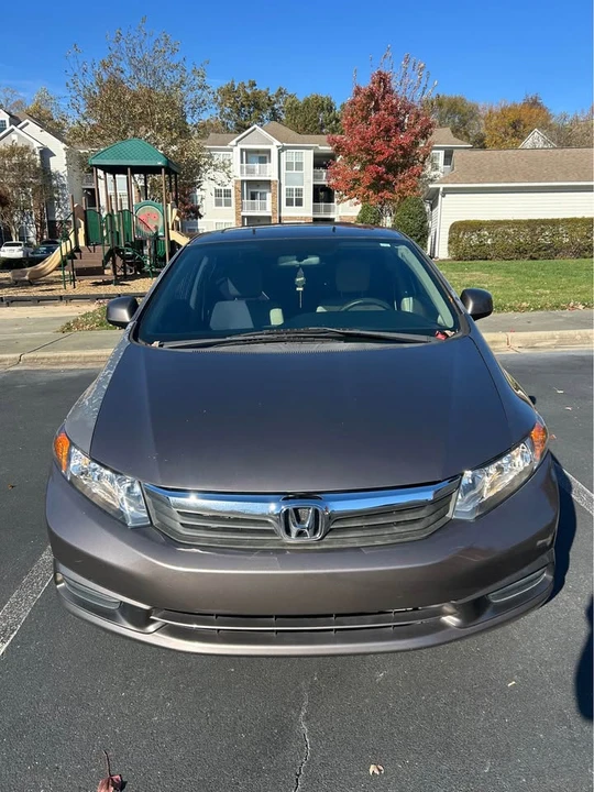 2012 Honda Civic 9th Gen - Image 5 of 10