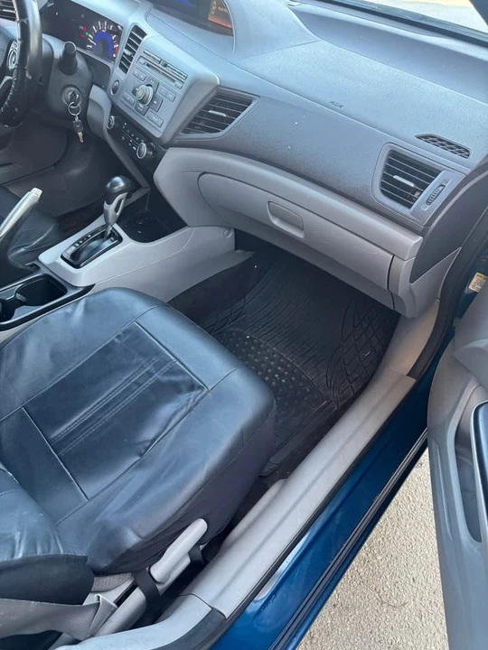 2012 Honda Civic 9th Gen - Image 4 of 5