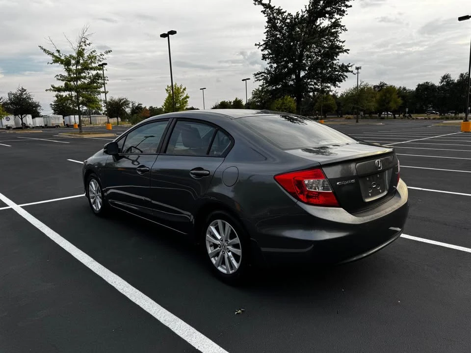 2012 Honda Civic 9th Gen - Image 3 of 13