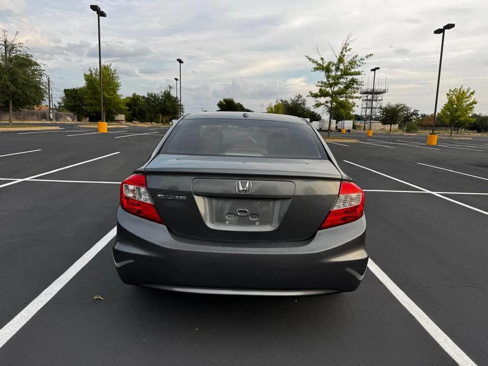 2012 Honda Civic 9th Gen - Image 2 of 13