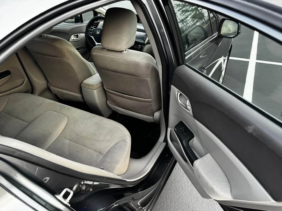 2012 Honda Civic 9th Gen - Image 10 of 13