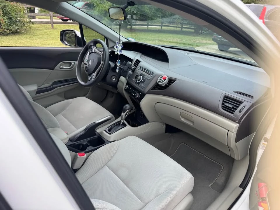 2012 Honda Civic 9th Gen - Image 3 of 3