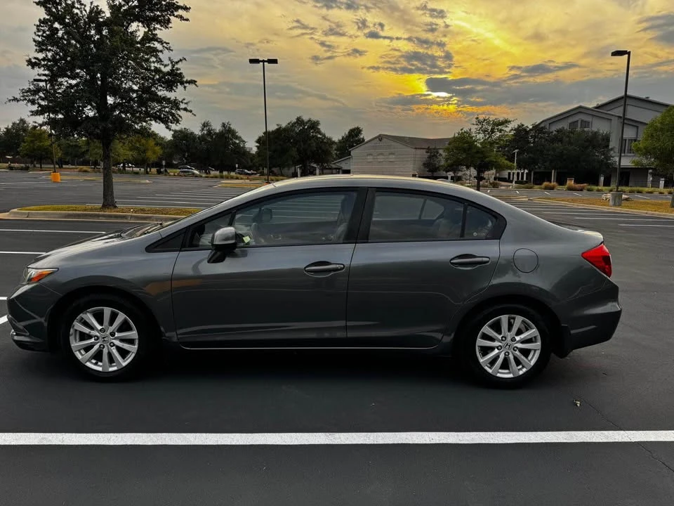 2012 Honda Civic 9th Gen - Image 4 of 13