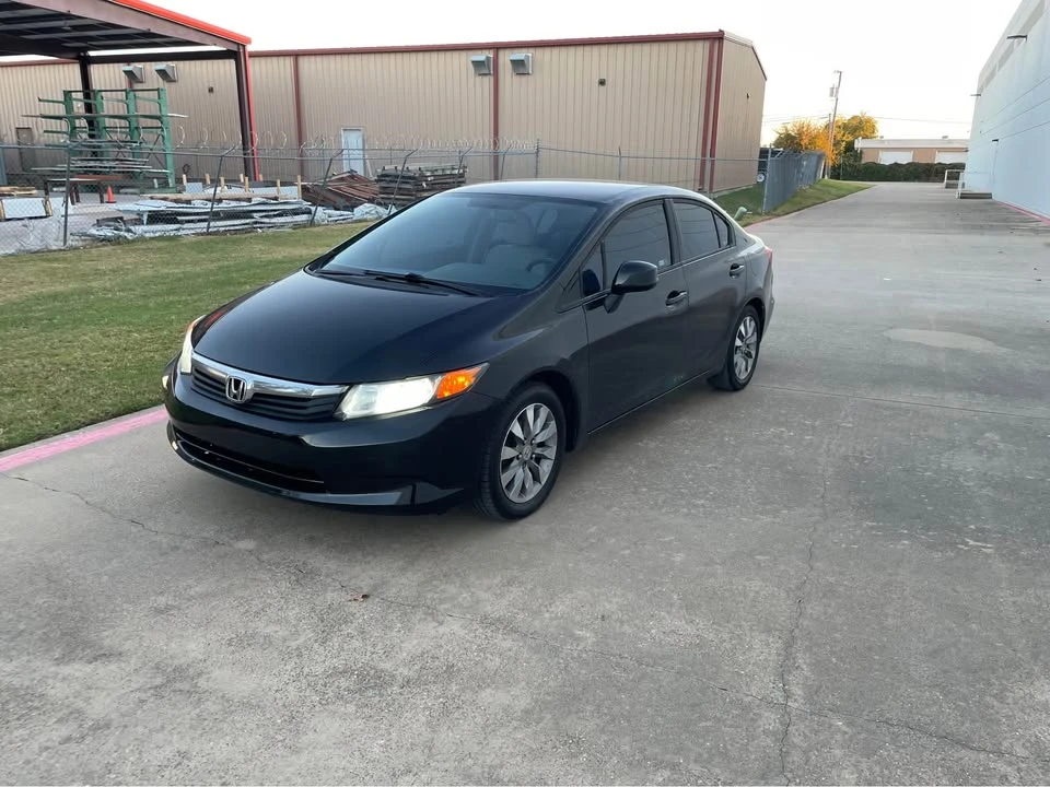 2012 Honda Civic 9th Gen - Image 5 of 8