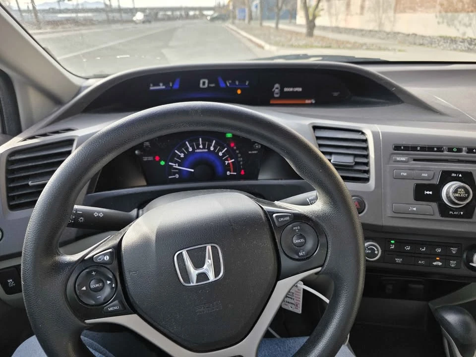 2012 Honda Civic 9th Gen - Image 6 of 7
