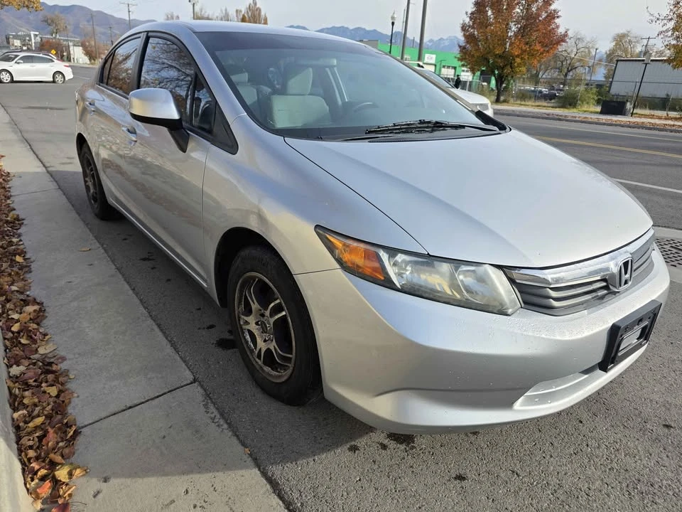 2012 Honda Civic 9th Gen - Image 2 of 7