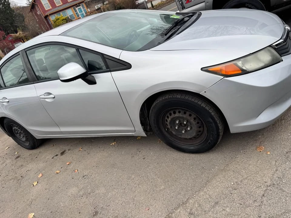 2012 Honda Civic 9th Gen - Image 4 of 5
