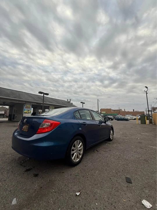 2012 Honda Civic 9th Gen - Image 3 of 8