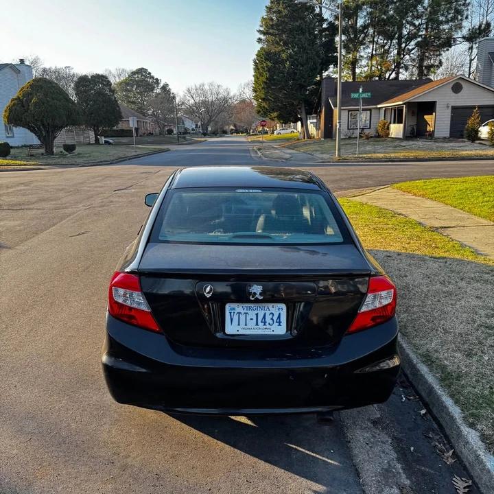 2012 Honda Civic 9th Gen - Image 4 of 4