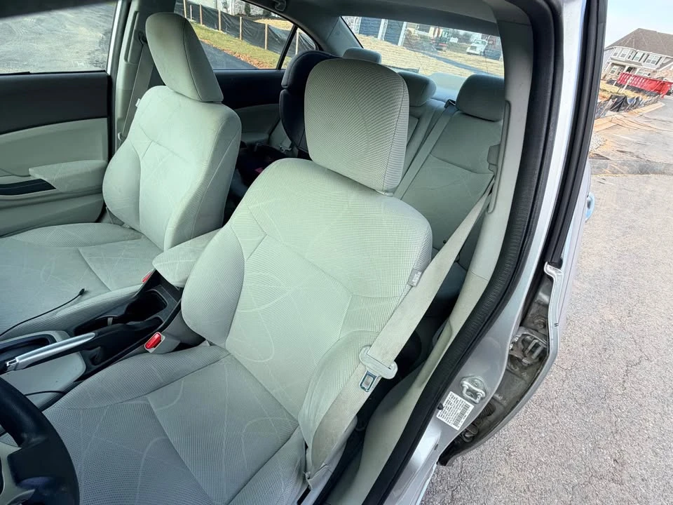 2012 Honda Civic 9th Gen - Image 3 of 8