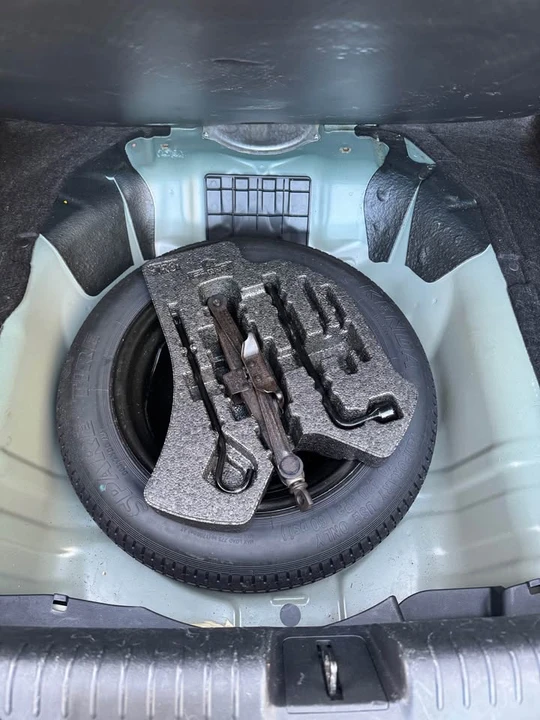 2012 Honda Civic 9th Gen - Image 17 of 19