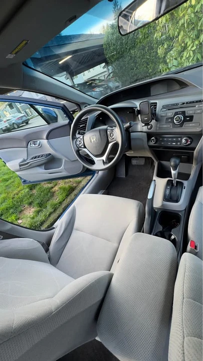 2012 Honda Civic 9th Gen - Image 4 of 19