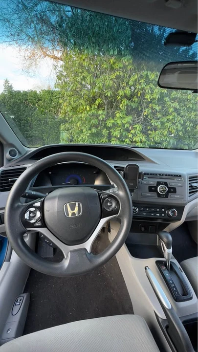 2012 Honda Civic 9th Gen - Image 2 of 19