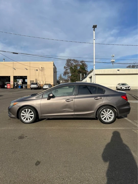 2012 Honda Civic 9th Gen - Image 4 of 14