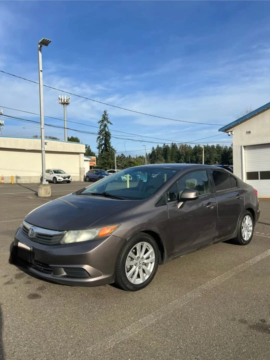 2012 Honda Civic 9th Gen - Image 3 of 14