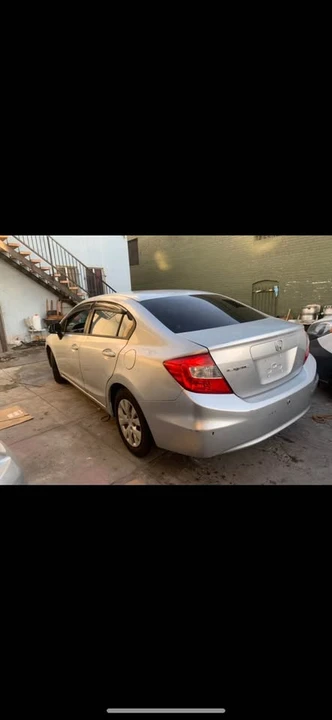 2012 Honda Civic 9th Gen - Image 5 of 5