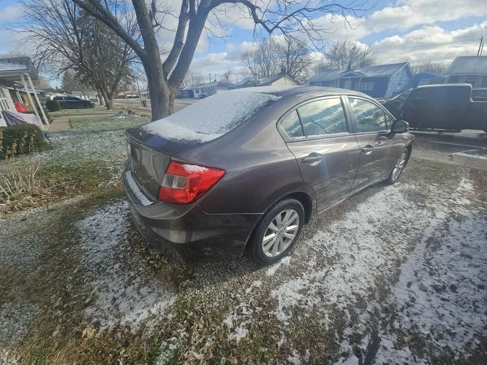 2012 Honda Civic 9th Gen - Image 4 of 6