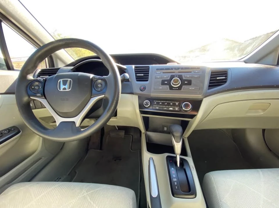 2012 Honda Civic 9th Gen - Image 14 of 17