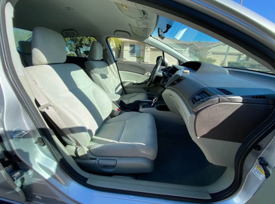 2012 Honda Civic 9th Gen - Image 10 of 17