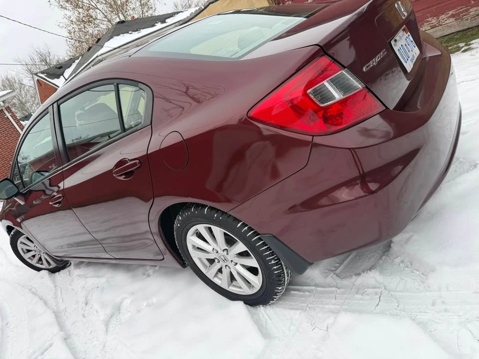 2012 Honda Civic 9th Gen - Image 5 of 11