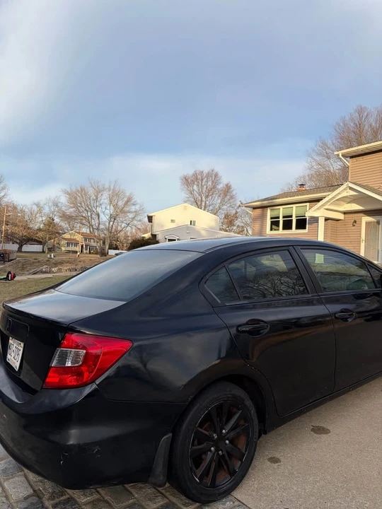 2012 Honda Civic 9th Gen - Image 8 of 14