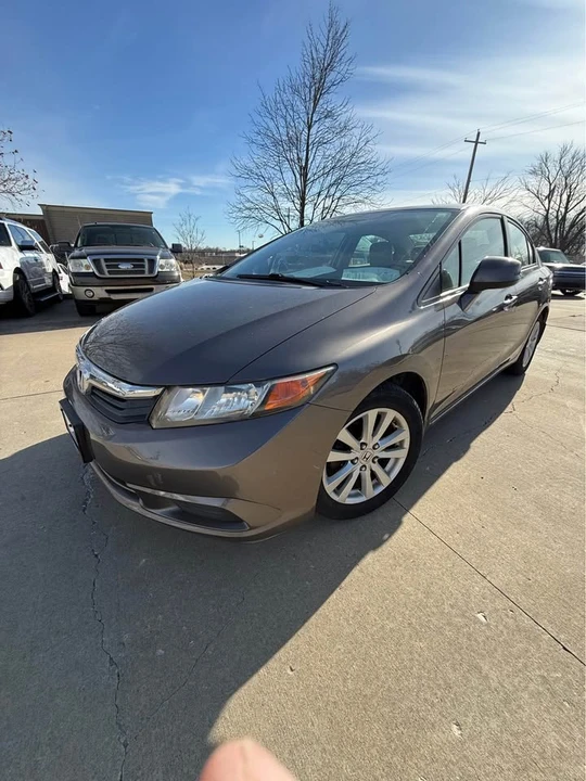 2012 Honda Civic 9th Gen - Image 4 of 12