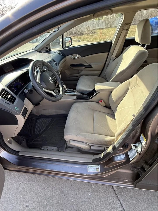 2012 Honda Civic 9th Gen - Image 8 of 12