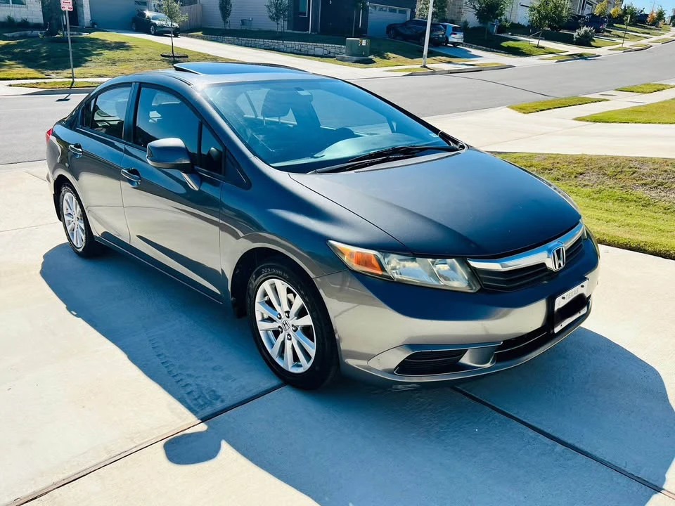 2012 Honda Civic 9th Gen - Image 6 of 16