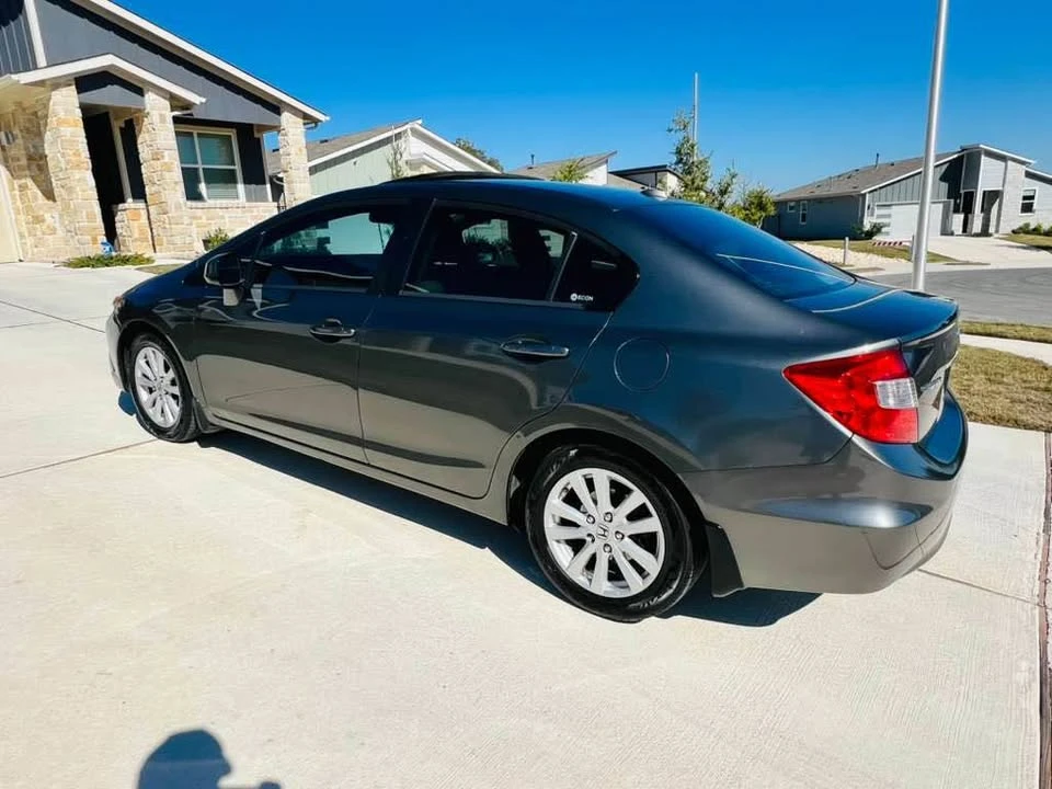 2012 Honda Civic 9th Gen - Image 2 of 16