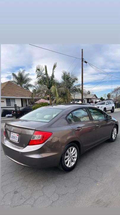 2012 Honda Civic 9th Gen - Image 2 of 12