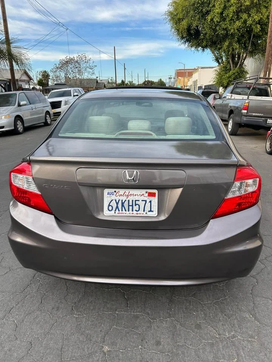 2012 Honda Civic 9th Gen - Image 3 of 12