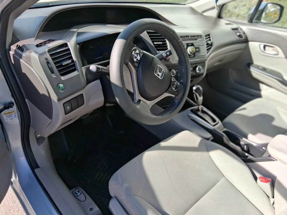 2012 Honda Civic 9th Gen - Image 10 of 20