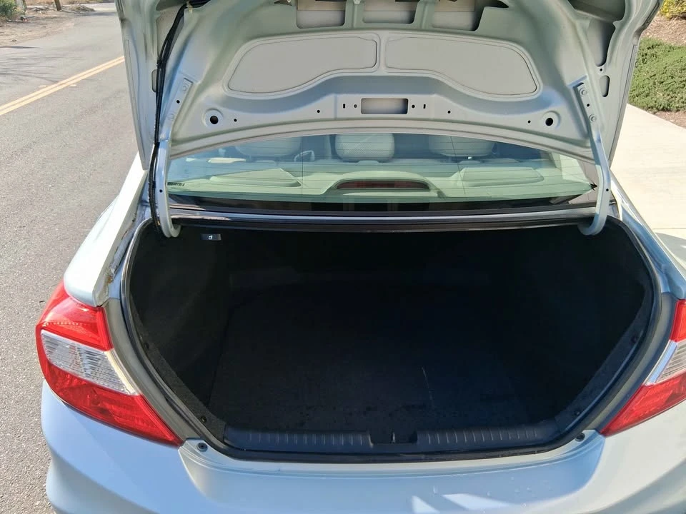 2012 Honda Civic 9th Gen - Image 8 of 20