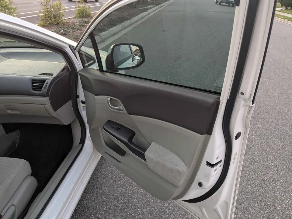 2012 Honda Civic 9th Gen - Image 4 of 9