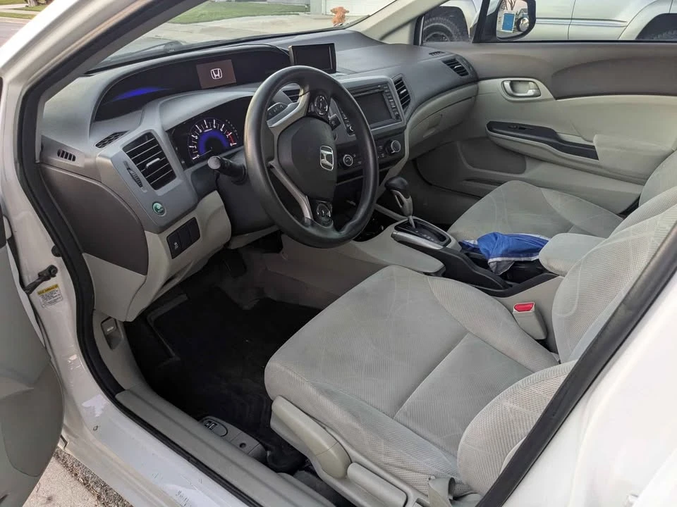 2012 Honda Civic 9th Gen - Image 6 of 9