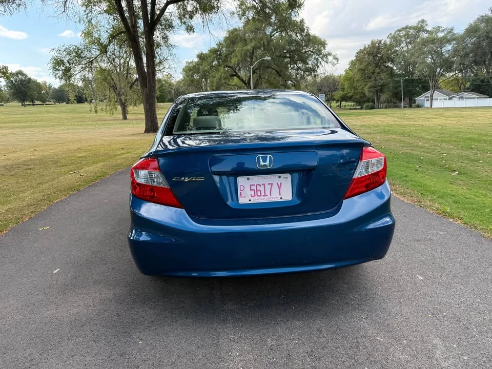 2012 Honda Civic 9th Gen - Image 5 of 12