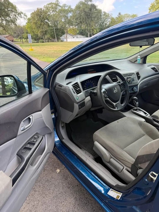 2012 Honda Civic 9th Gen - Image 10 of 12
