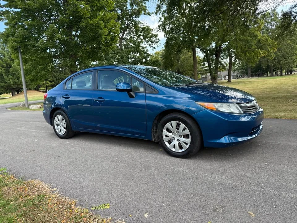 2012 Honda Civic 9th Gen - Image 6 of 12