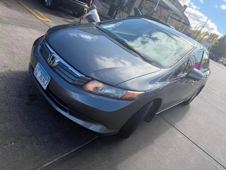 2012 Honda Civic 9th Gen - Image 2 of 6