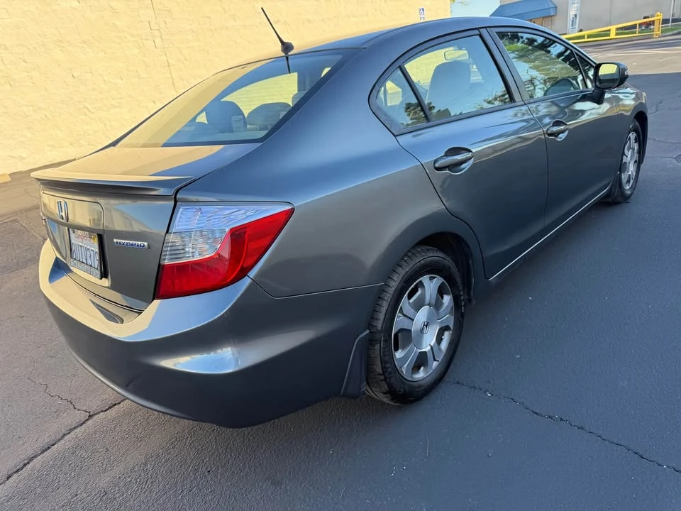2012 Honda Civic 9th Gen - Image 2 of 17