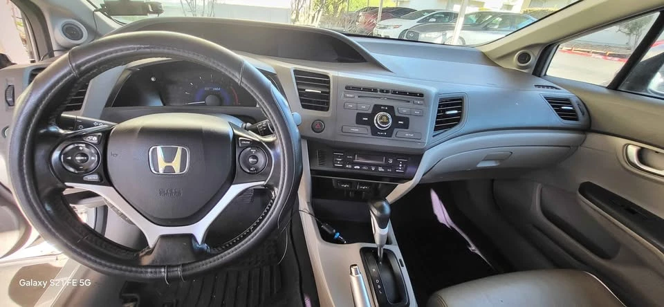 2012 Honda Civic 9th Gen - Image 7 of 15