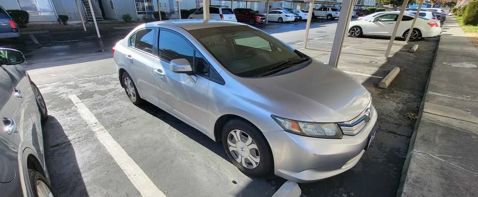 2012 Honda Civic 9th Gen - Image 2 of 15