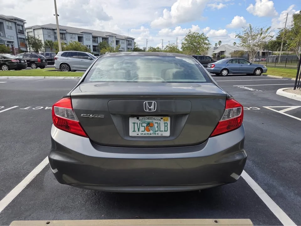 2012 Honda Civic 9th Gen - Image 5 of 8