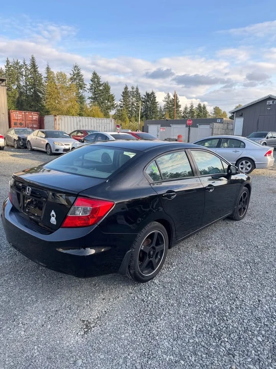 2012 Honda Civic 9th Gen - Image 5 of 10
