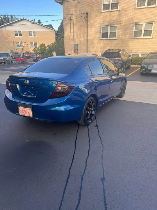2012 Honda Civic 9th Gen - Image 4 of 8