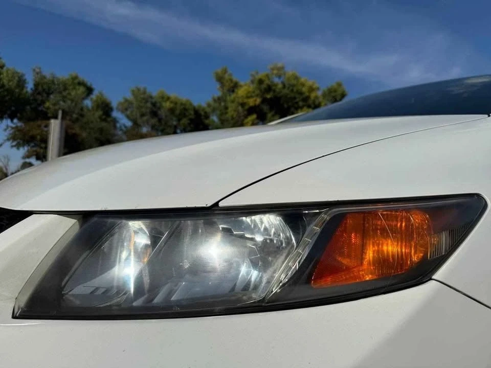 2012 Honda Civic 9th Gen - Image 9 of 20