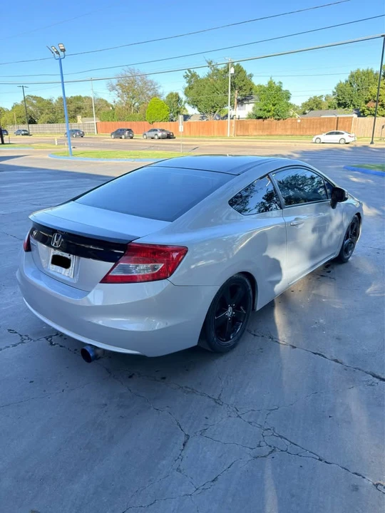 2012 Honda Civic 9th Gen - Image 3 of 11