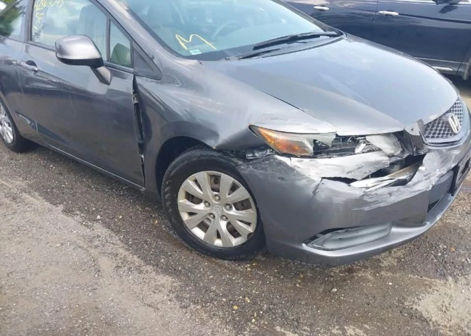 2012 Honda Civic 9th Gen - Image 5 of 10