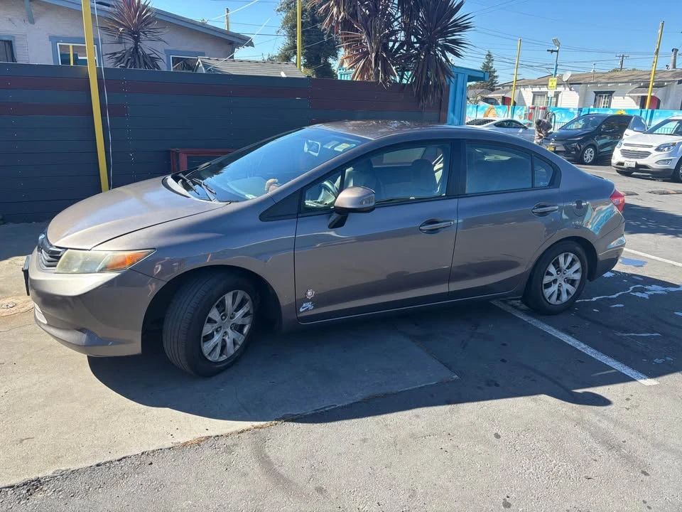 2012 Honda Civic 9th Gen - Image 5 of 11