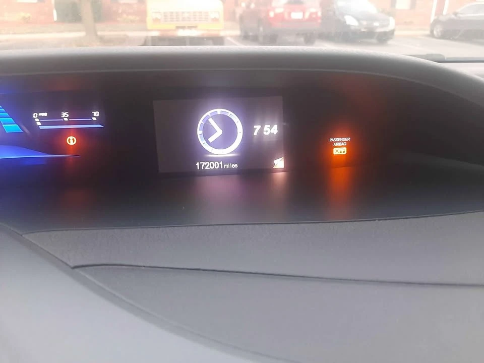 2012 Honda Civic 9th Gen - Image 5 of 12